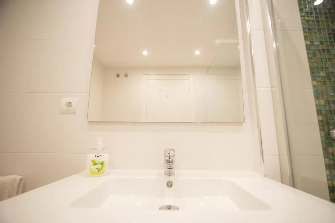 Apartment Paraiso II Ss Free Wifi Playa Paraiso  Spain